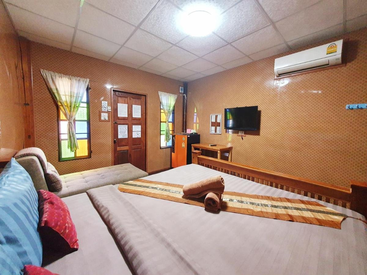 Ktt Resort And Motorbike & Bicycle For Rents Sukhothai Buitenkant foto
